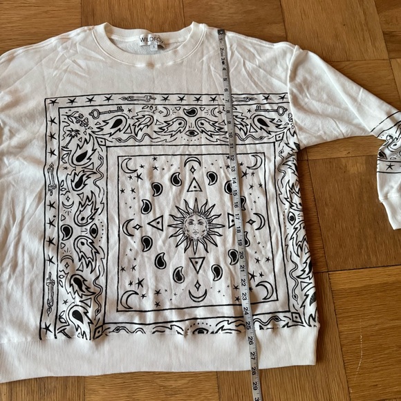 Wildfox Voodoo bandana Roadtrip Sweatshirt Small Oversized Black White - Picture 7 of 7